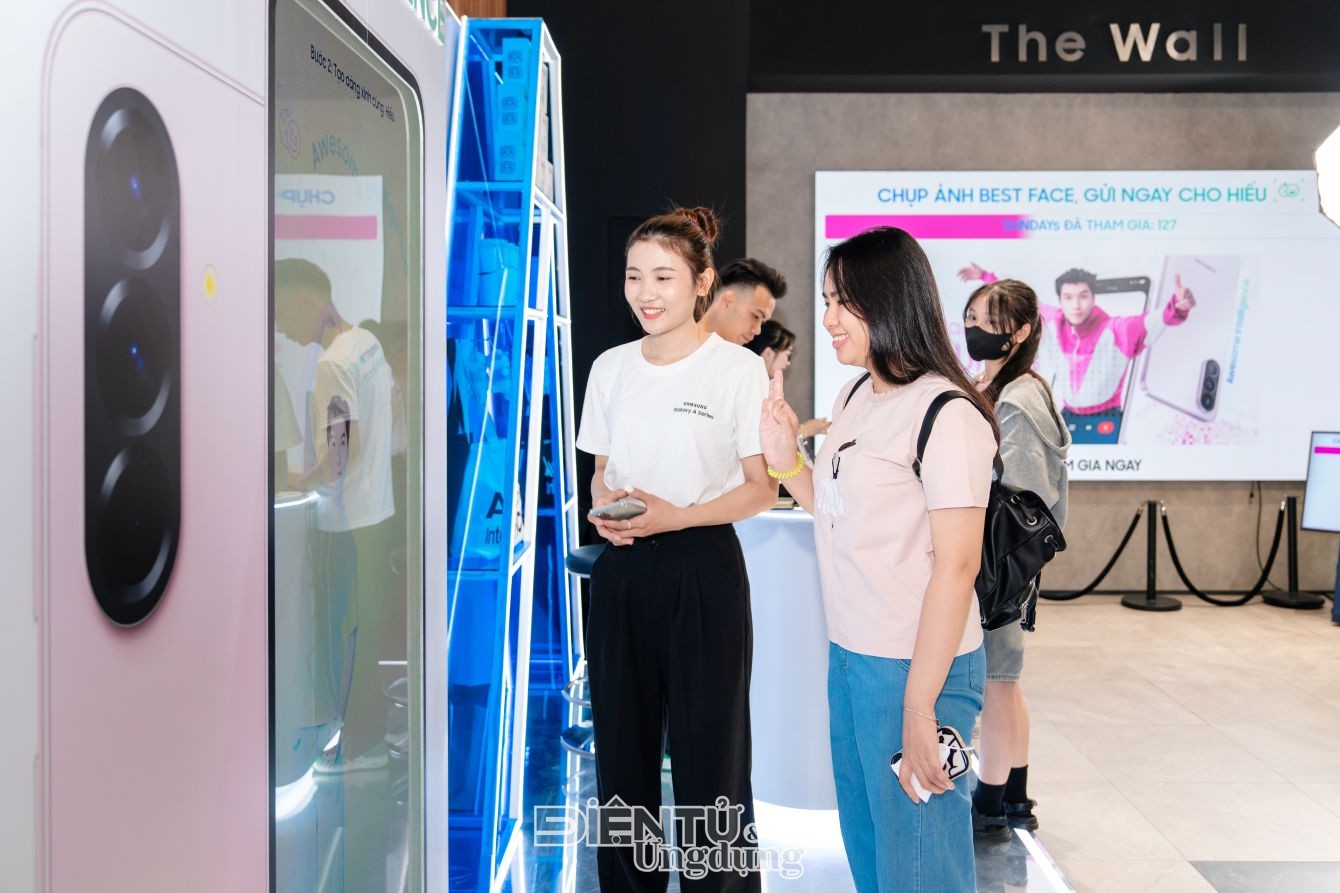 HIEUTHUHAI và Samsung Galaxy A56 5G màu Hồng mới