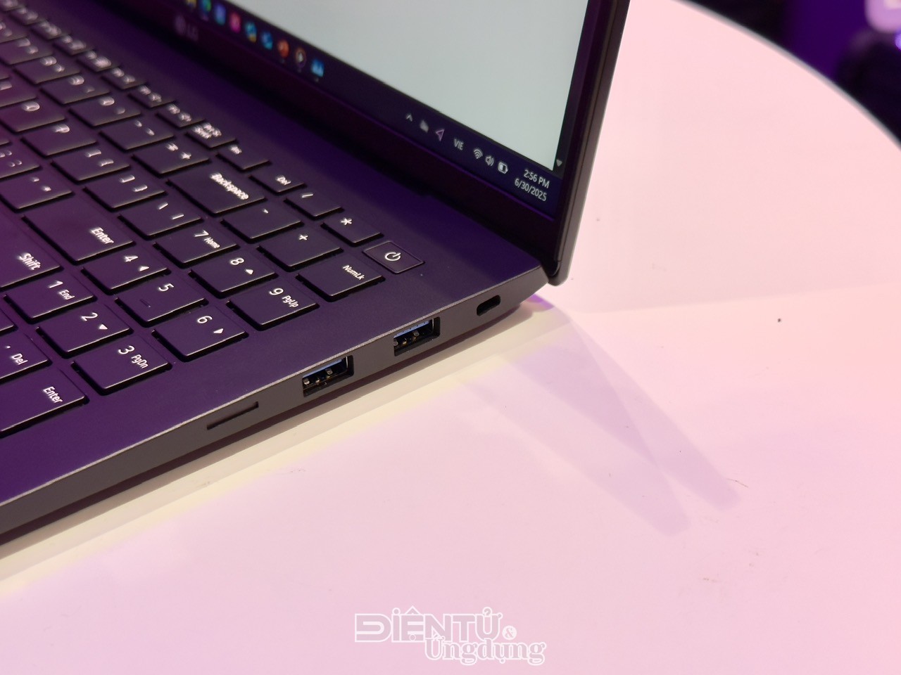 LG khởi động kỷ nguyên “Hybrid AI” với loạt laptop LG gram AI 2025 LG khởi động kỷ nguyên “Hybrid AI” với loạt laptop LG gram AI 2025