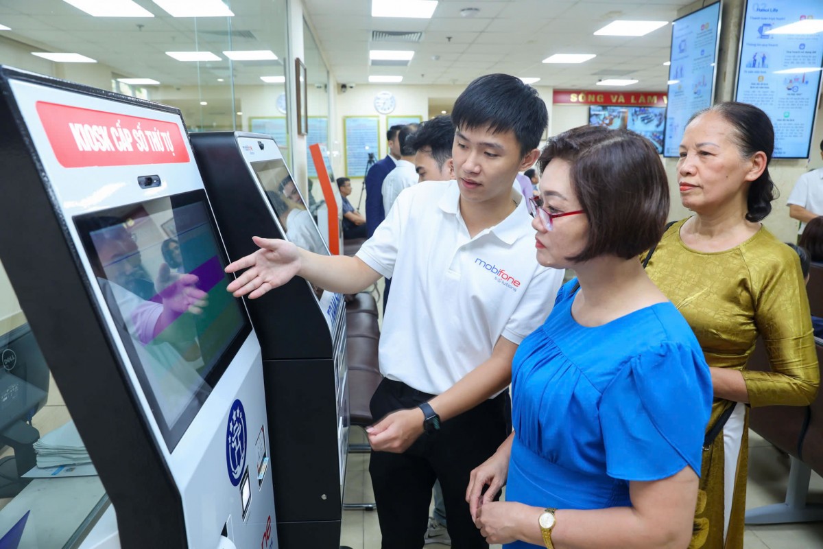 MobiFone triển khai hệ thống thủ tục hành chính chính quyền 2 cấp
