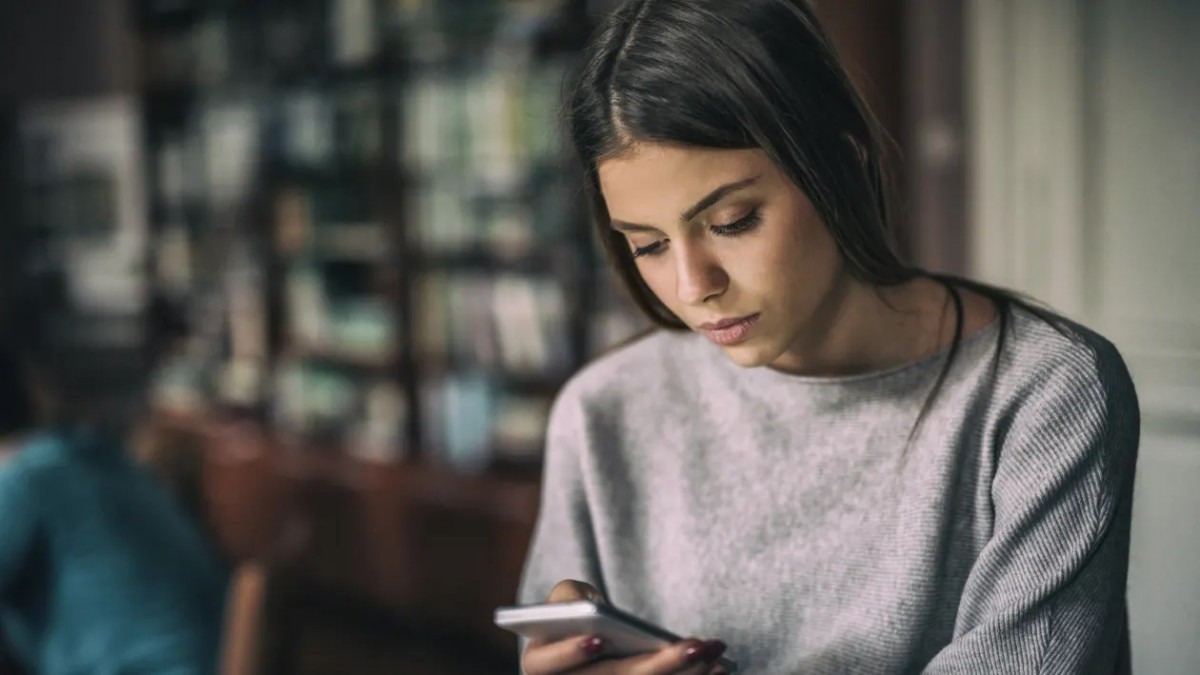 Thế hệ Z giữa cơn bão toàn cầu: Từ lo âu tồn tại đến hành trình tự chủ