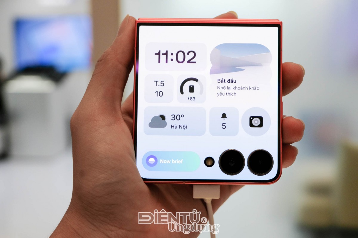 Trải nghiệm Galaxy Z Flip7