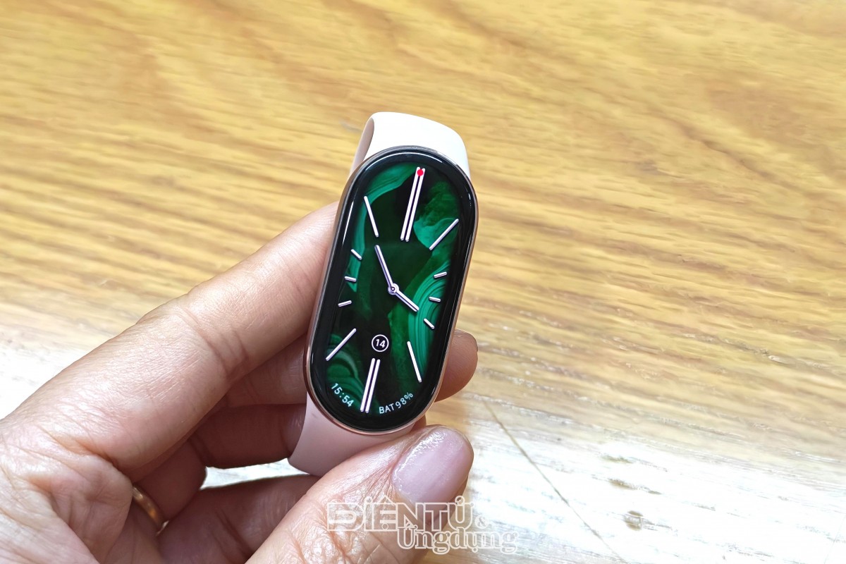 Những cải tiến không lớn nhưng đáng giá trên Xiaomi Band 10