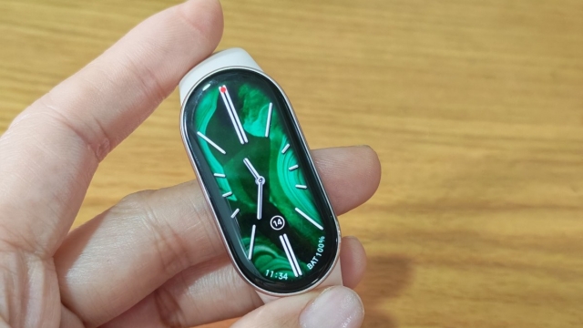 Những cải tiến đáng giá trên Xiaomi Smart Band 10