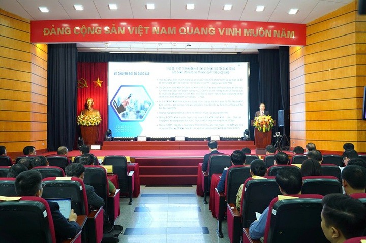Doanh thu toàn ngành KH&CN ước đạt 2.400.035 tỷ đồng, tăng 16% so với cùng kỳ