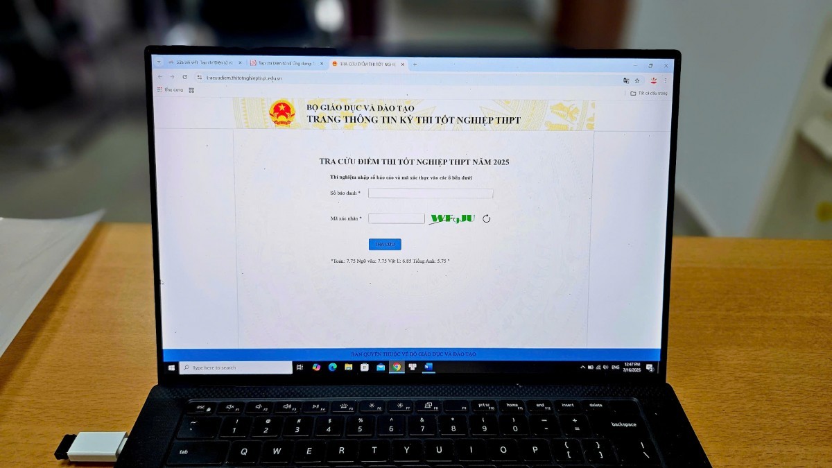 Điểm thi tốt nghiệp THPT 2025: 513 điểm 10 Toán, không có điểm 10 Văn