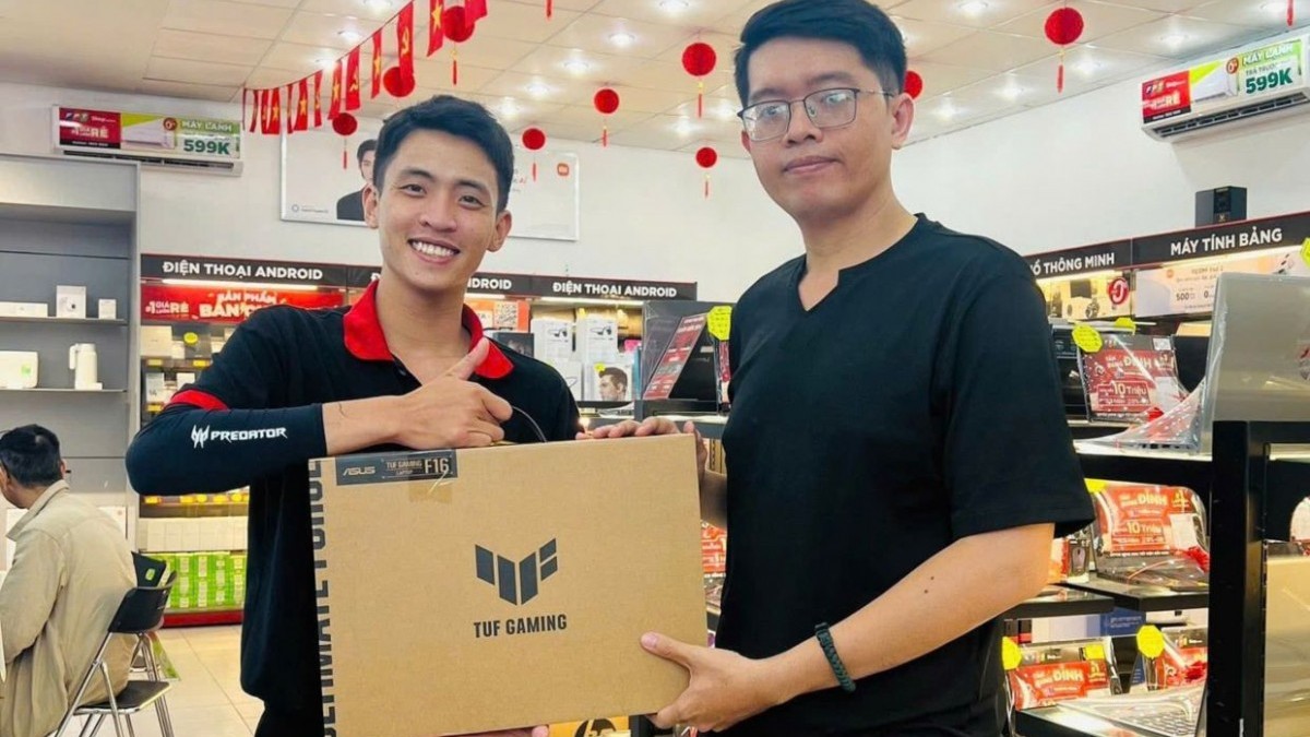 Chào tân sinh viên, FPT Shop giảm đến 8.000.000 đồng khi mua laptop