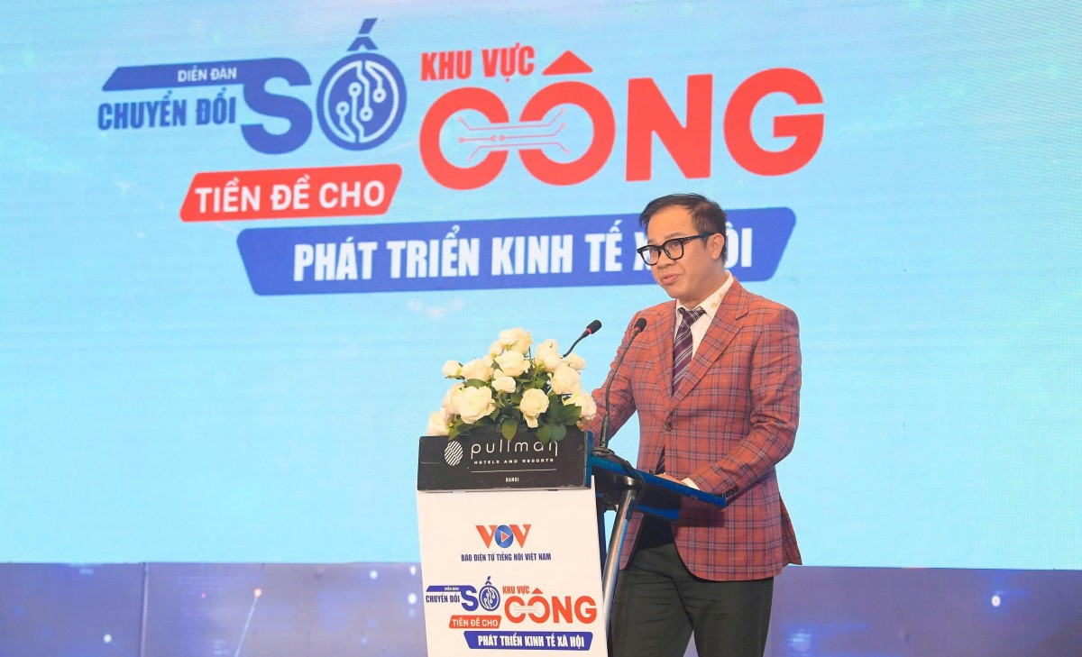 Chuyển đổi số khu vực công - lợi ích lâu dài