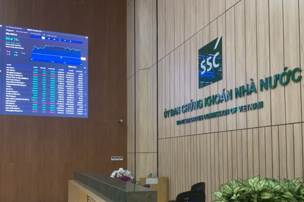 Thị trường chứng khoán Việt Nam triển khai cơ chế bù trừ trung tâm