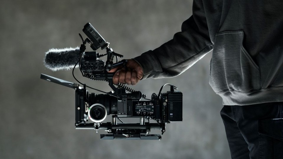 Sony Cinema Line FX2: máy quay nhỏ gọn và mạnh mẽ