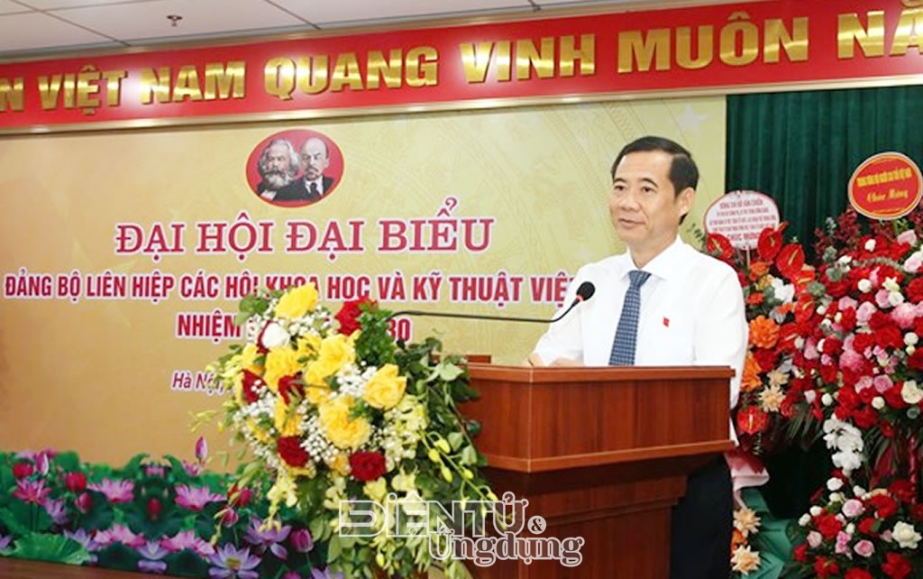 Ông Nguyễn Thái Học, Phó Bí thư Đảng ủy MTTQ, các đoàn thể Trung ương phát biểu tại Đại hội