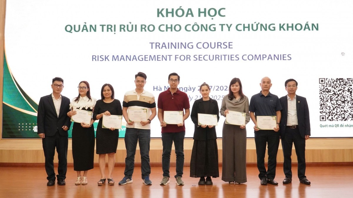 Quản trị rủi ro cho công ty chứng khoán