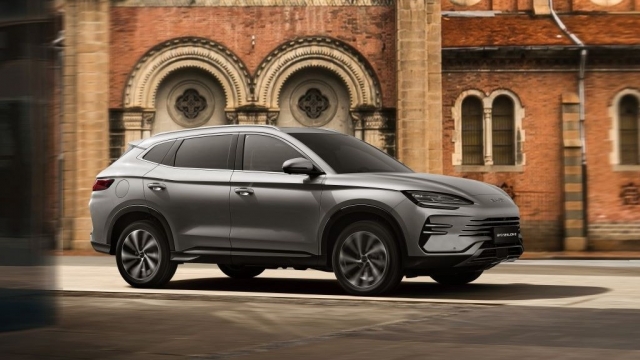 BYD Sealion 6 bàn giao 1.000 xe sau ba tháng ra mắt tại Việt Nam