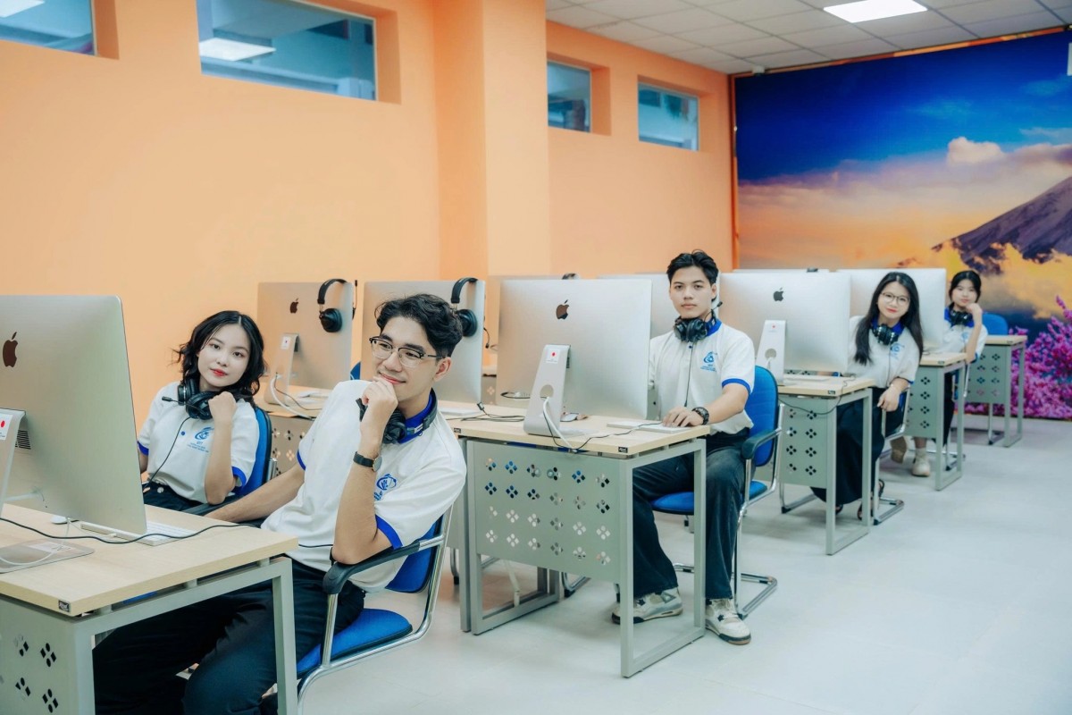 Trường Đại học Công nghệ Thông tin bất ngờ điều chỉnh điểm sàn 2025: Ngành thiết kế vi mạch cao nhất 24 điểm