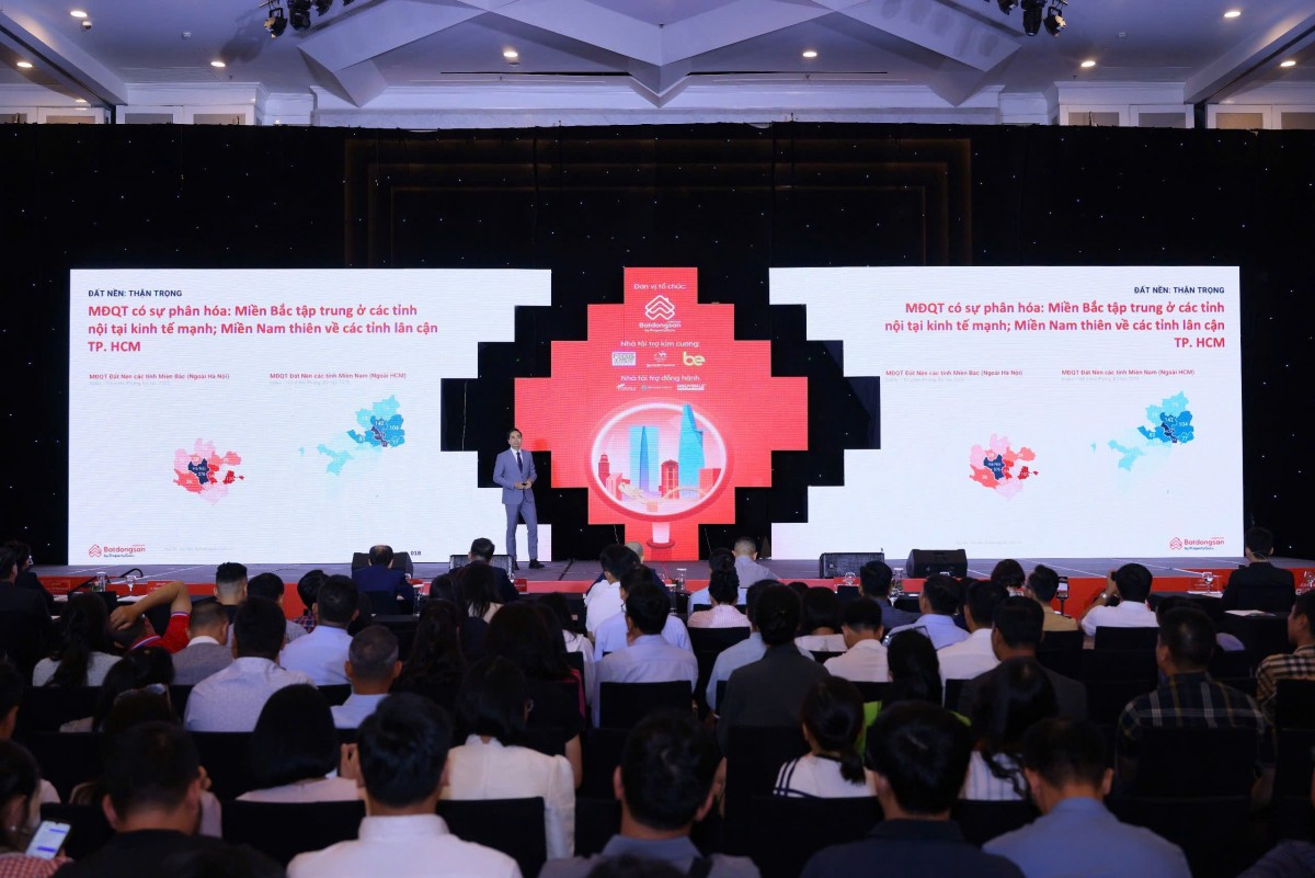 Toàn cảnh thị trường bất động sản 6 tháng đầu năm 2025: Chung cư tăng, đất nền hạ nhiệt Toàn cảnh thị trường bất động sản 6 tháng đầu năm 2025: Chung cư tăng, đất nền hạ nhiệt