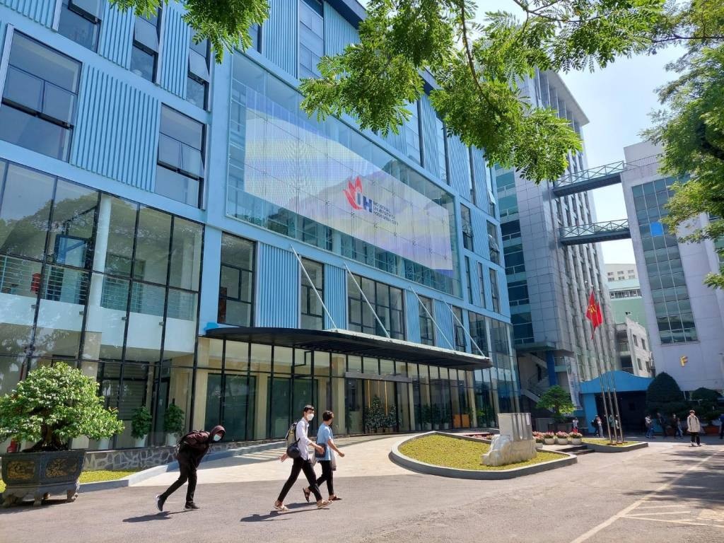 Điểm sàn Đại học Công nghiệp TP.HCM 2025 giảm nhẹ Điểm sàn Đại học Công nghiệp TP.HCM 2025 giảm nhẹ