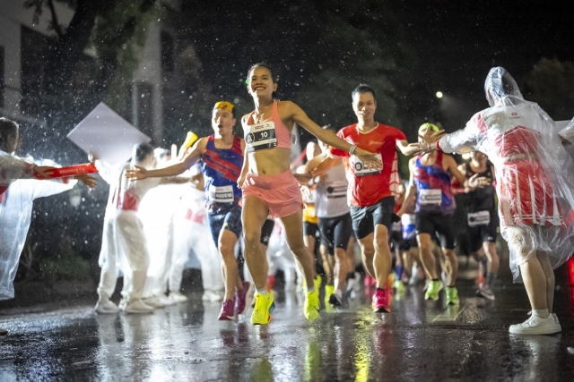 Giải Marathon Quốc tế Hà Nội Techcombank phá kỷ lục với 13.000 người tham gia