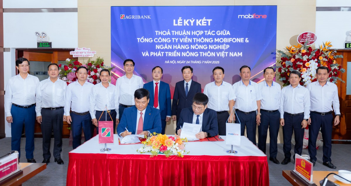 MobiFone và Agribank ký kết hợp tác chiến lược: thúc đẩy chuyển đổi số quốc gia và tài chính toàn diện MobiFone và Agribank ký kết hợp tác chiến lược: thúc đẩy chuyển đổi số quốc gia và tài chính toàn diện