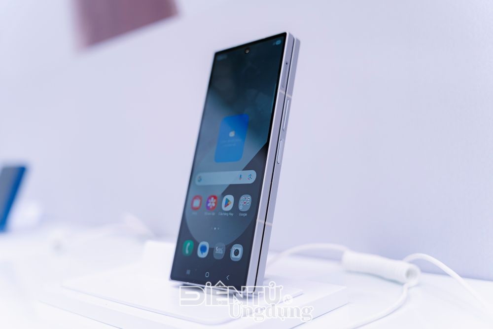 Di Động Việt mở bán sớm Galaxy Z Fold7, Z Flip 7 với ưu đãi lên đến 10 triệu đồng Di Động Việt mở bán sớm Galaxy Z Fold7, Z Flip 7 với ưu đãi lên đến 10 triệu đồng