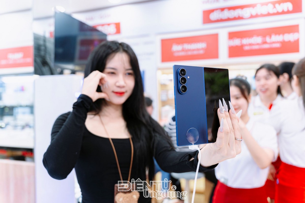 Di Động Việt mở bán sớm Galaxy Z Fold7, Z Flip 7 với ưu đãi lên đến 10 triệu đồng