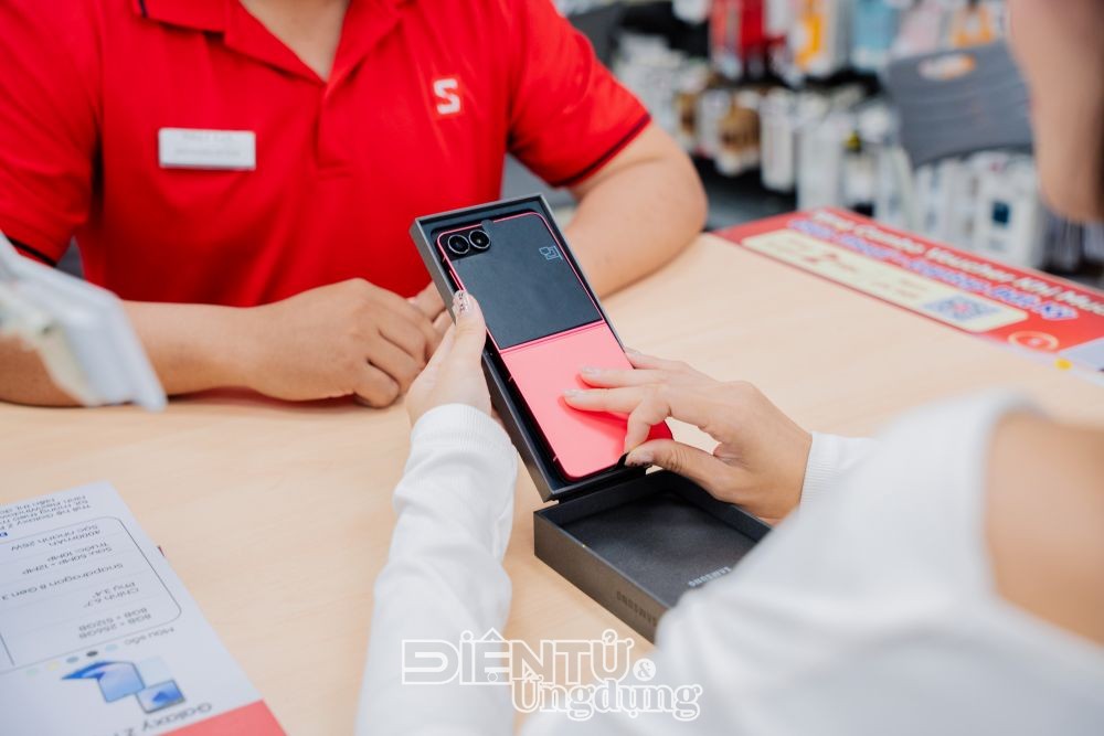 CellphoneS ghi nhận bộ đôi Galaxy Z Fold7 và Z Flip7 tăng trưởng 20%