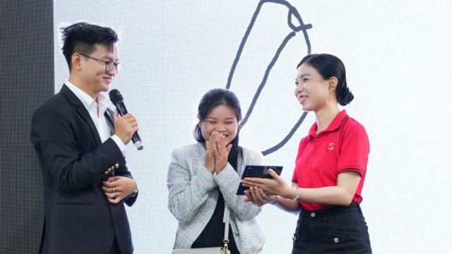 CellphoneS ghi nhận bộ đôi Galaxy Z Fold7 và Z Flip7 tăng trưởng 20%