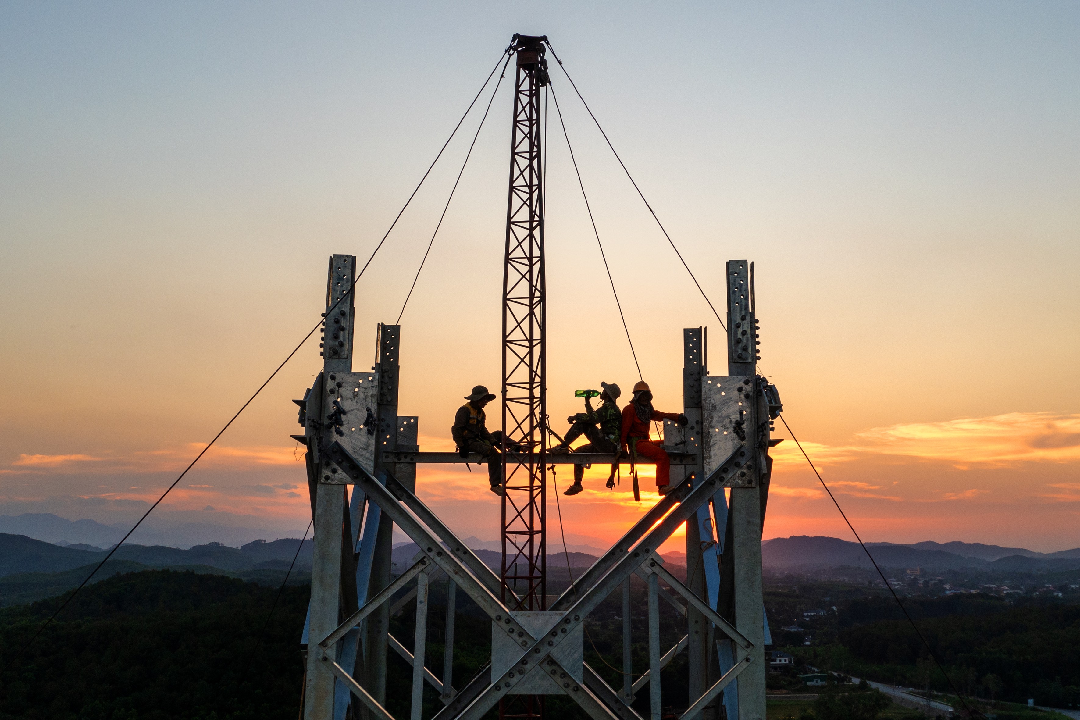 Sáng kiến kỹ thuật giúp dự án đường dây 500kV mạch 3 tiết kiệm hàng chục tỷ đồng Sáng kiến kỹ thuật giúp dự án đường dây 500kV mạch 3 tiết kiệm hàng chục tỷ đồng