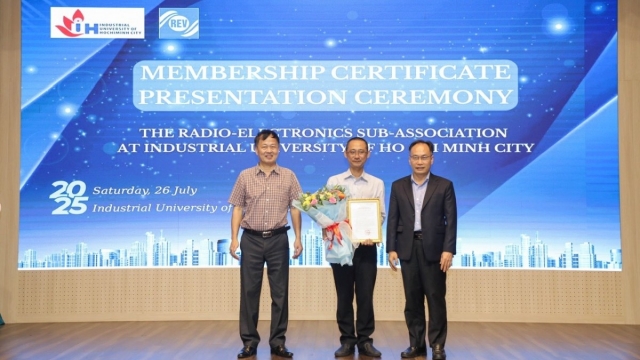 Chi hội Vô tuyến - Điện tử Trường Đại học Công nghiệp TP.HCM ra mắt với 12 chuyên gia