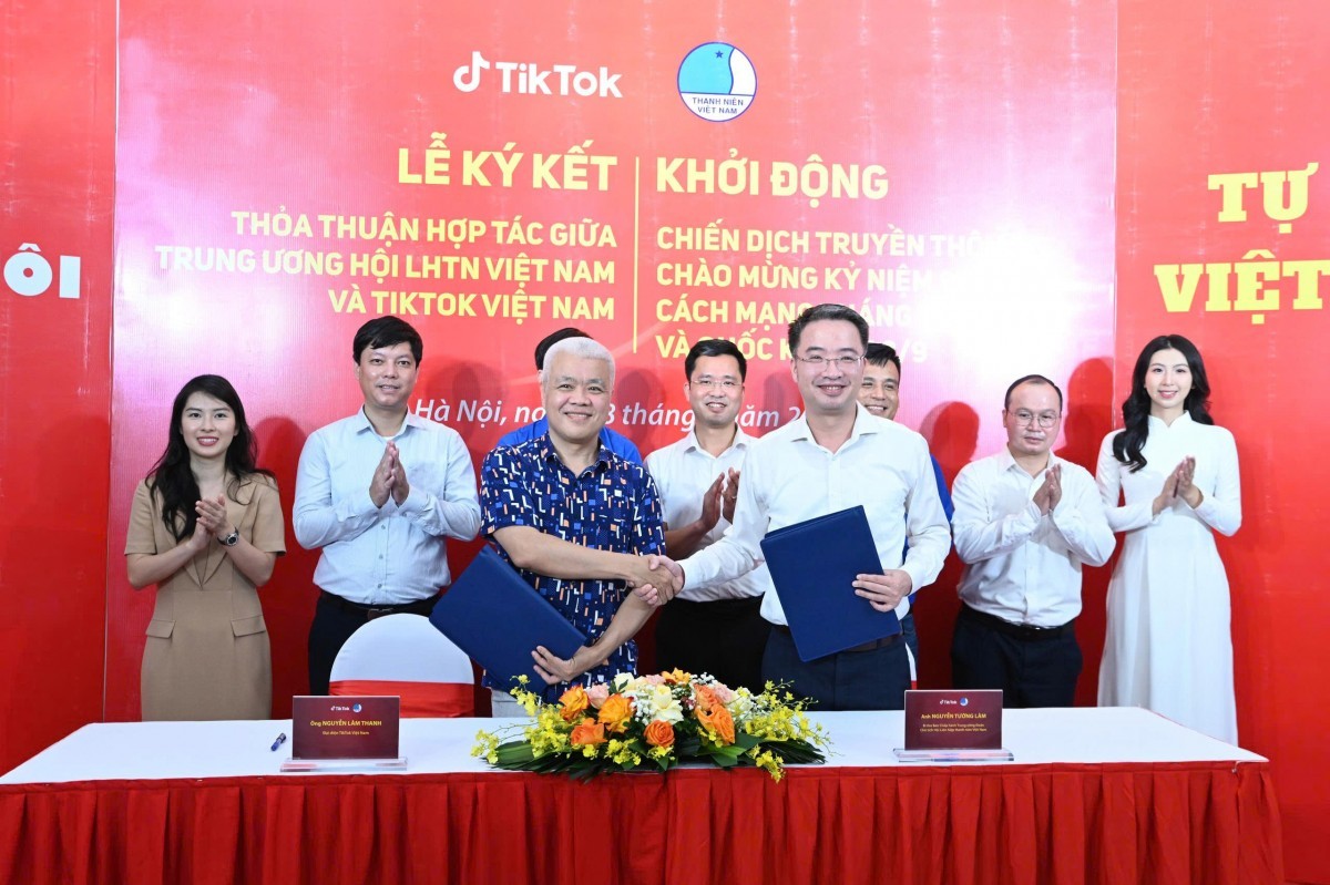 Phát động Chiến dịch truyền thông Tôi yêu Tổ quốc tôi