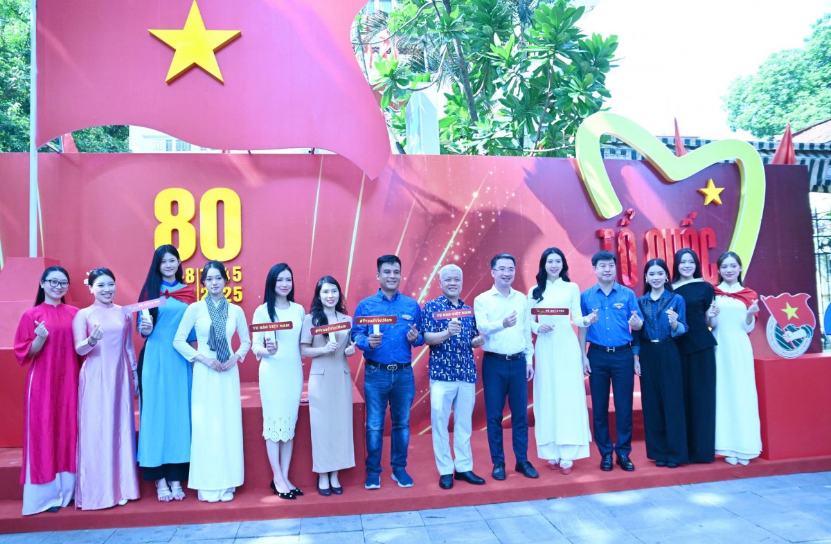 Phát động Chiến dịch truyền thông Tôi yêu Tổ quốc tôi