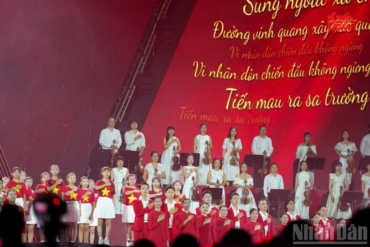 Concert 'Tổ quốc trong tim': Khi tình yêu nước bùng cháy qua nghệ thuật