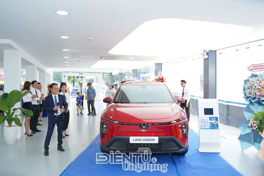 Khai trương showroom 3S VFXanh Thủ Đức Khai trương showroom 3S VFXanh Thủ Đức