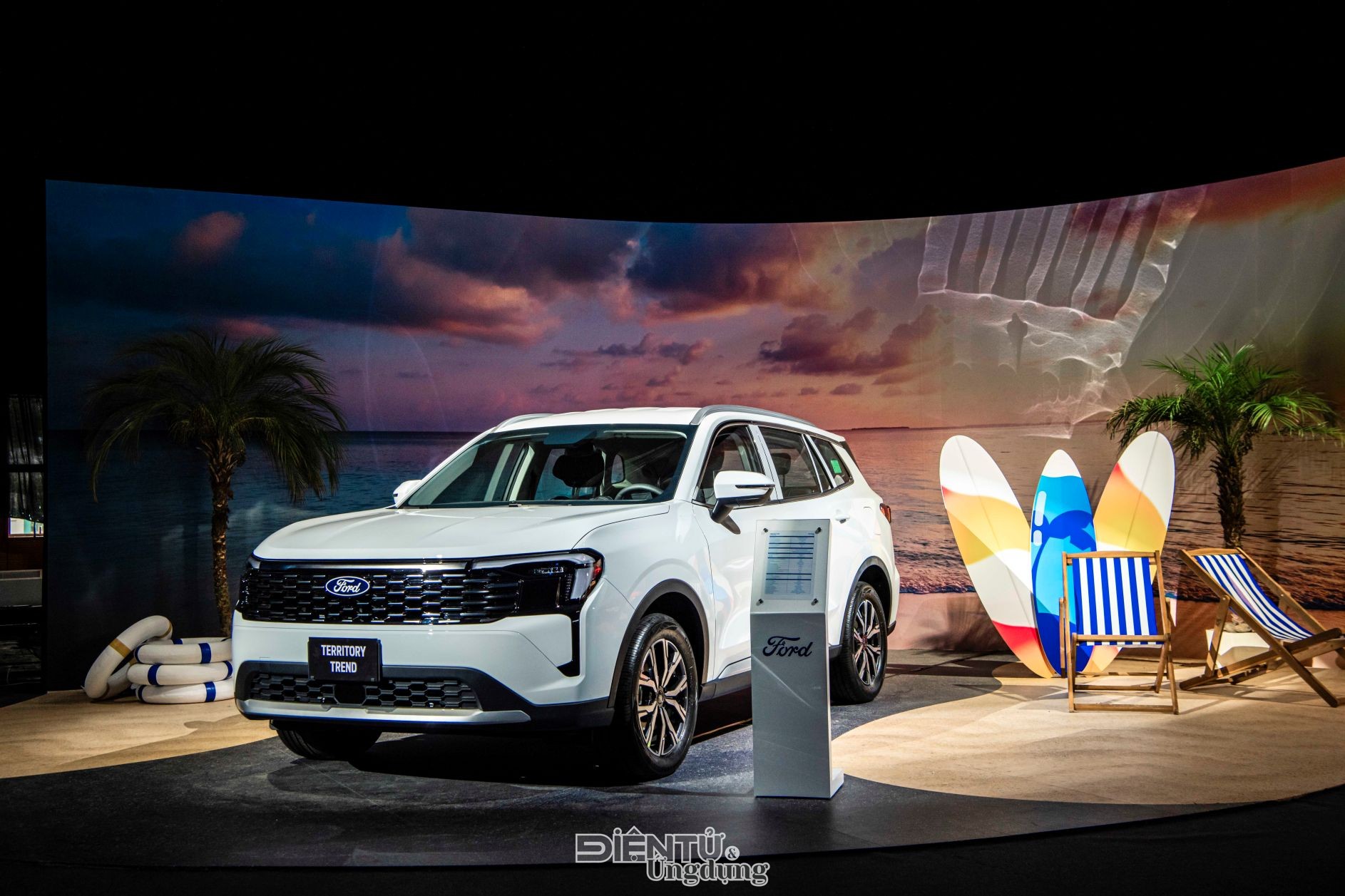 Ford Việt Nam tưng bừng kỷ niệm 30 năm đồng hành cùng người tiêu dùng Việt Ford Việt Nam tưng bừng kỷ niệm 30 năm đồng hành cùng người tiêu dùng Việt