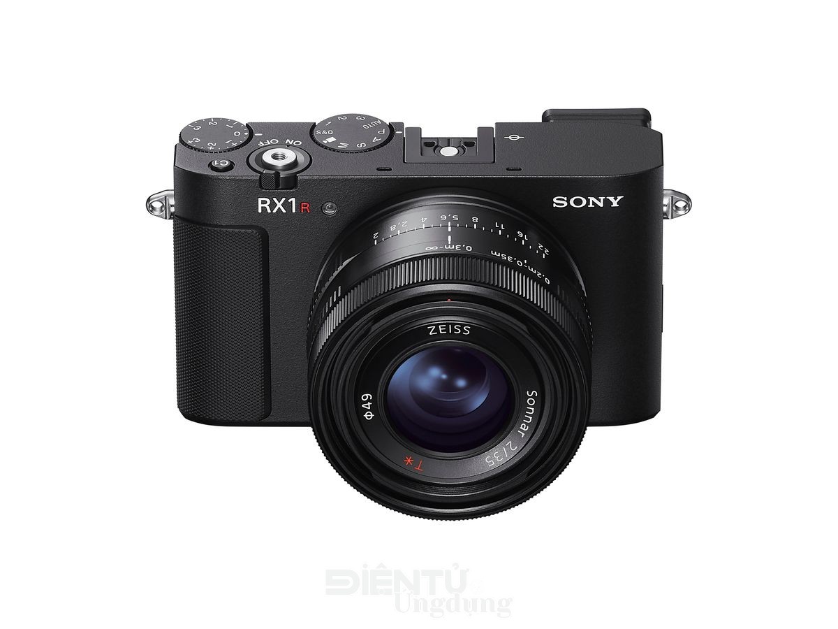Sony ra mắt máy ảnh compact cao cấp RX1R III