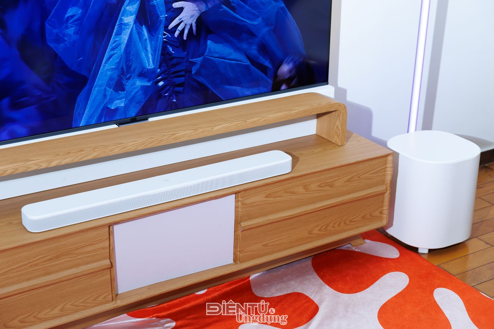 JBL tung ra bộ 3 loa thanh thế hệ mới, nâng tầm trải nghiệm giải trí tại gia