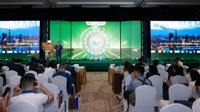 Nâng cao năng lực và tạo cơ hội cho nhân lực trẻ