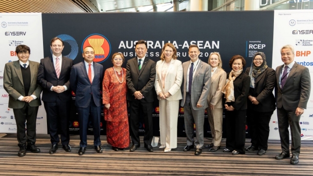 Monash Vice-Chancellor’s ASEAN Awards trị giá 42,6 tỷ đồng