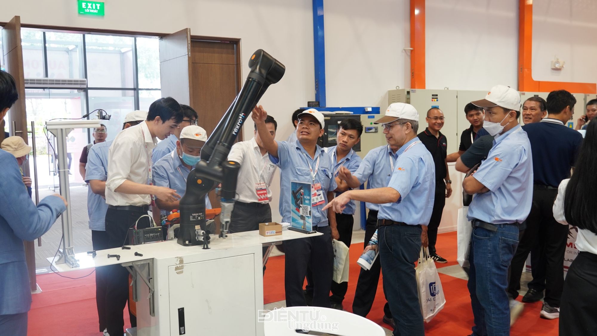 Bosch Rexroth ‘trình diễn’ nhà máy thông minh tại Automation World Vietnam