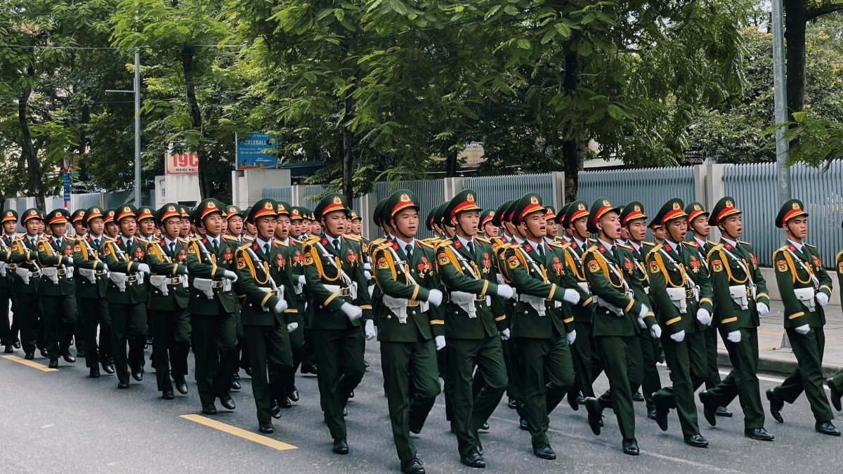 Nhìn lại khoảnh khắc Khối đứng A80 di chuyển trước Lễ Sơ duyệt 27/8