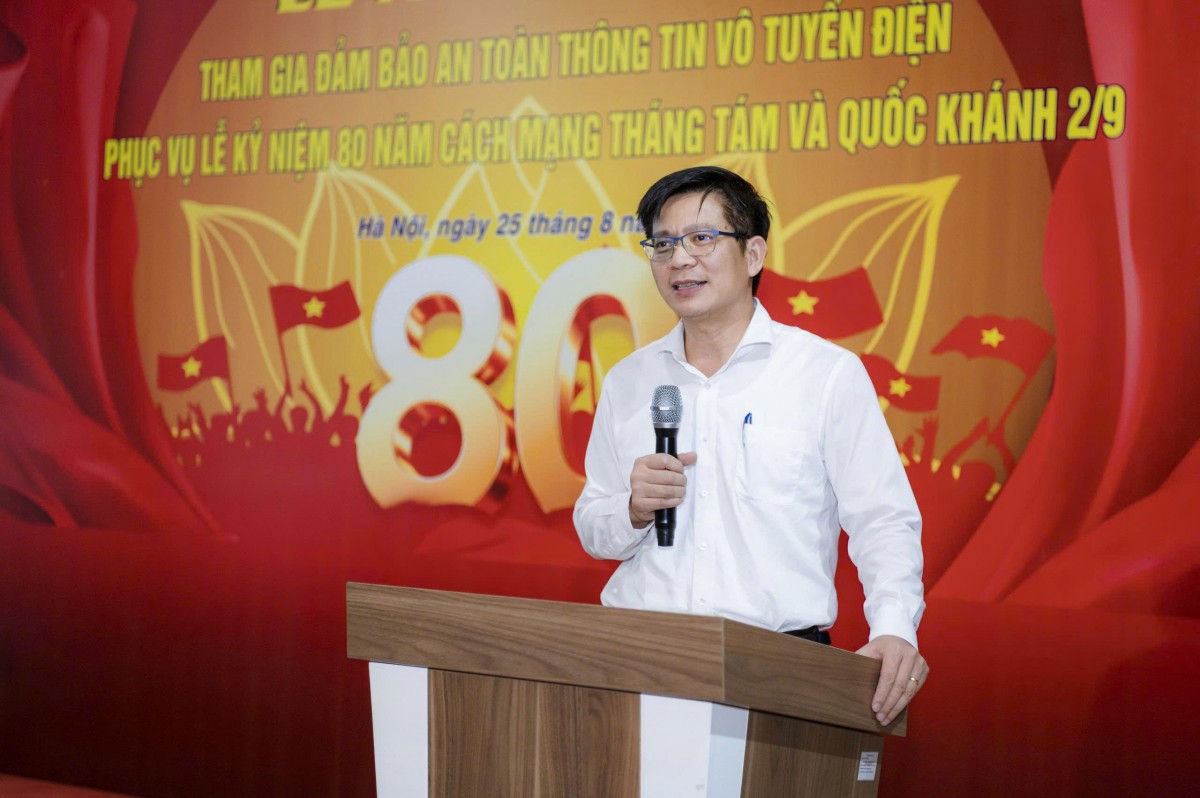 Cục Tần số xuất quân đảm bảo thông tin vô tuyến điện phục vụ Quốc khánh 2/9