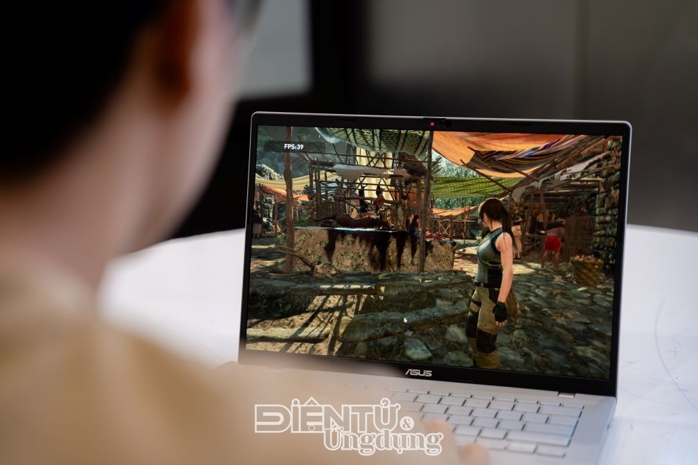 ASUS tung ra 4 mẫu laptop Vivobook trước thềm năm học mới