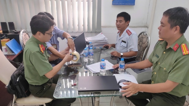 Cục Tần số phạt tiền hơn 70 tổ chức, cá nhân sử dụng micro không dây sai quy định