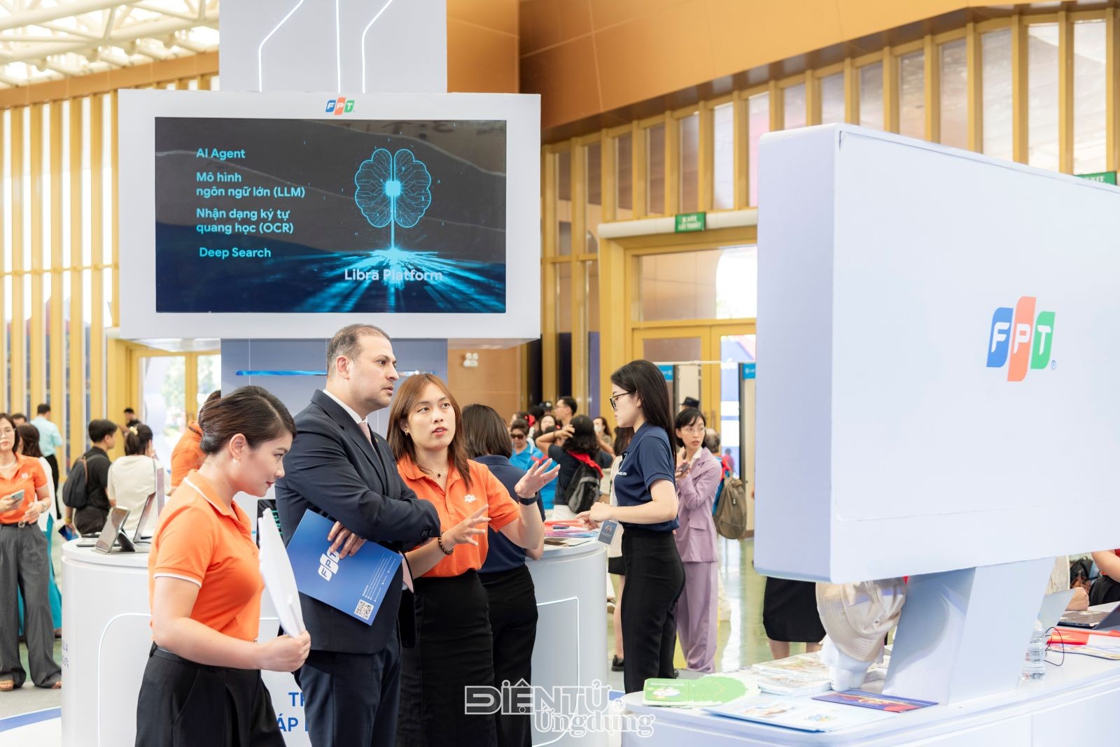 FPT trình diễn hệ sinh thái AI tại Triển lãm 80 năm Hành trình Độc lập - Tự do - Hạnh phúc