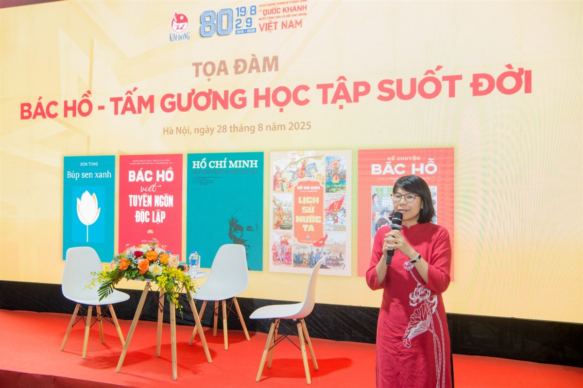 Tọa đàm: Bác Hồ - Tấm gương học tập suốt đời Tọa đàm: Bác Hồ - Tấm gương học tập suốt đời