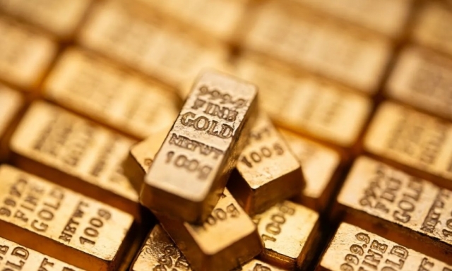 Các nhà đầu tư bán tháo trái phiếu toàn cầu, vàng tăng vọt lập kỷ lục