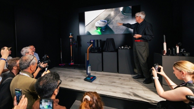 Dyson ra mắt 11 sản phẩm thế hệ mới