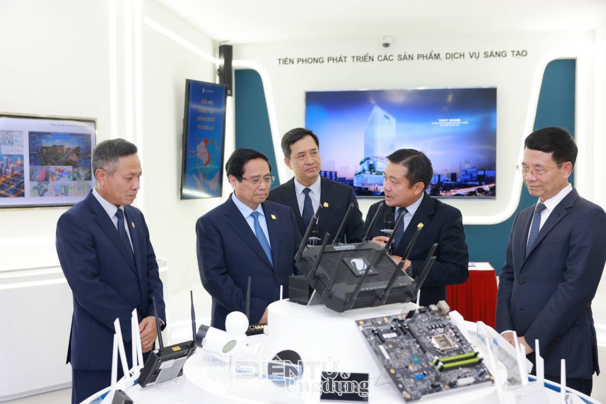 Tập đoàn VNPT đón nhận danh hiệu Anh hùng lao động