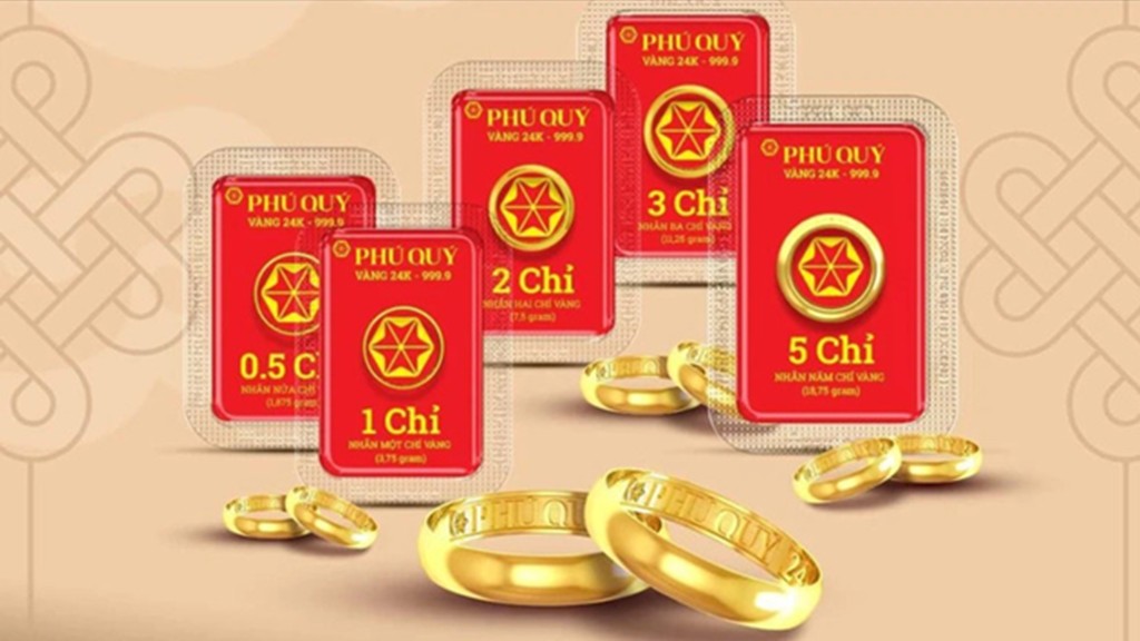 Giá vàng hôm nay 8/9/2025: Trong nước ổn định 135,4 triệu/lượng, thế giới sát 3.591 USD