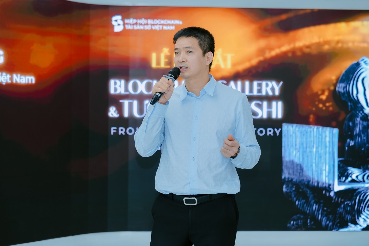 Tượng Satoshi thứ 5 trên thế giới chính thức về Việt Nam