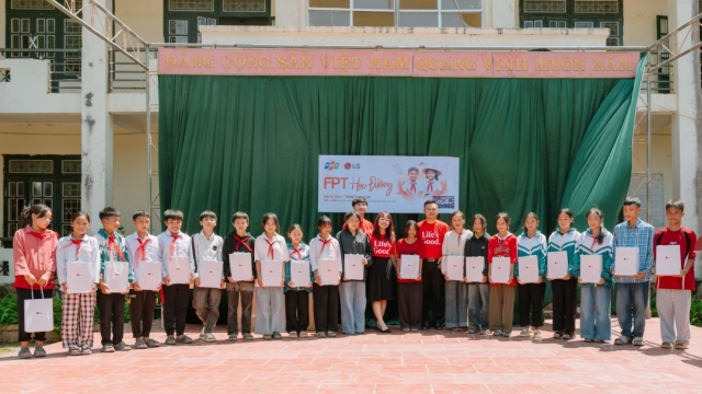 LG khánh thành thư viện 