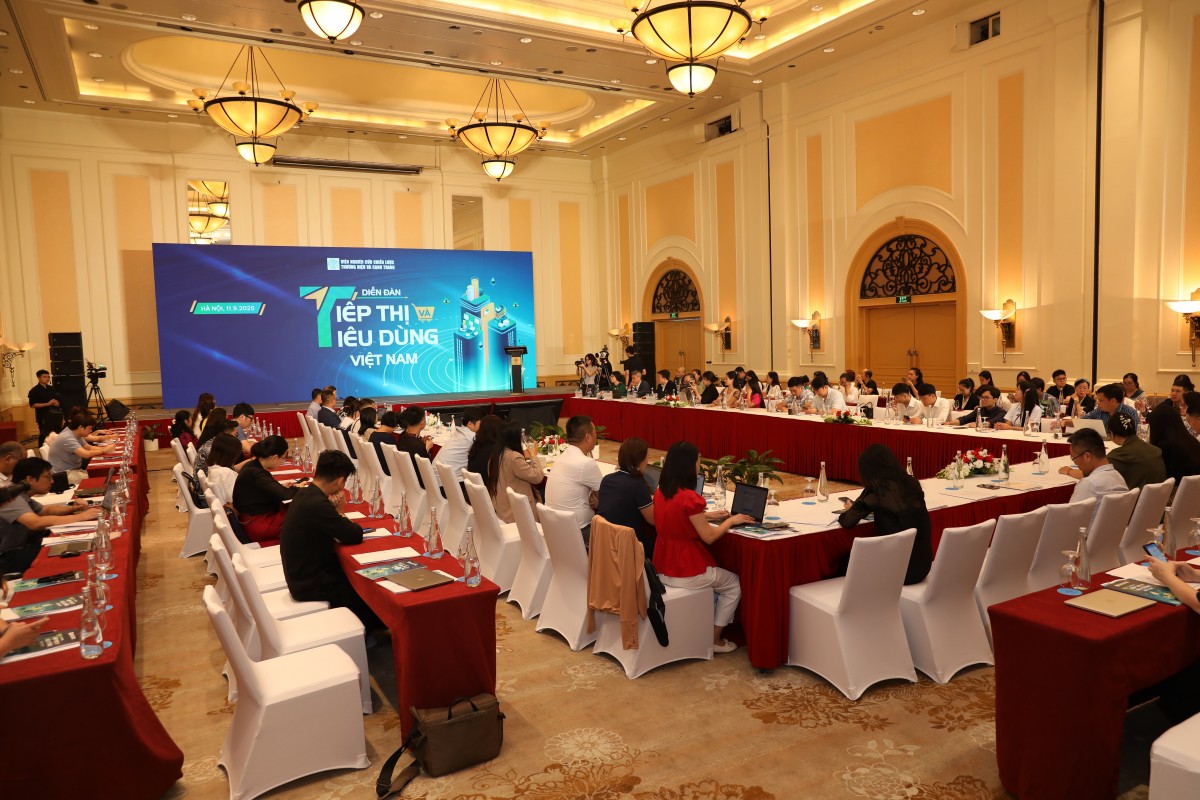 Tìm kiếm giải pháp, định hình xu hướng mới cho thị trường tiêu dùng nội địa Tìm kiếm giải pháp, định hình xu hướng mới cho thị trường tiêu dùng nội địa